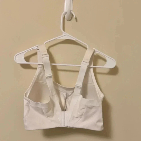 NWOT NIKE [36E] Women's BOLD HIGH SUPPORT Sports/Yoga/Gym Bra-White BQ4127-100 - Picture 4 of 7